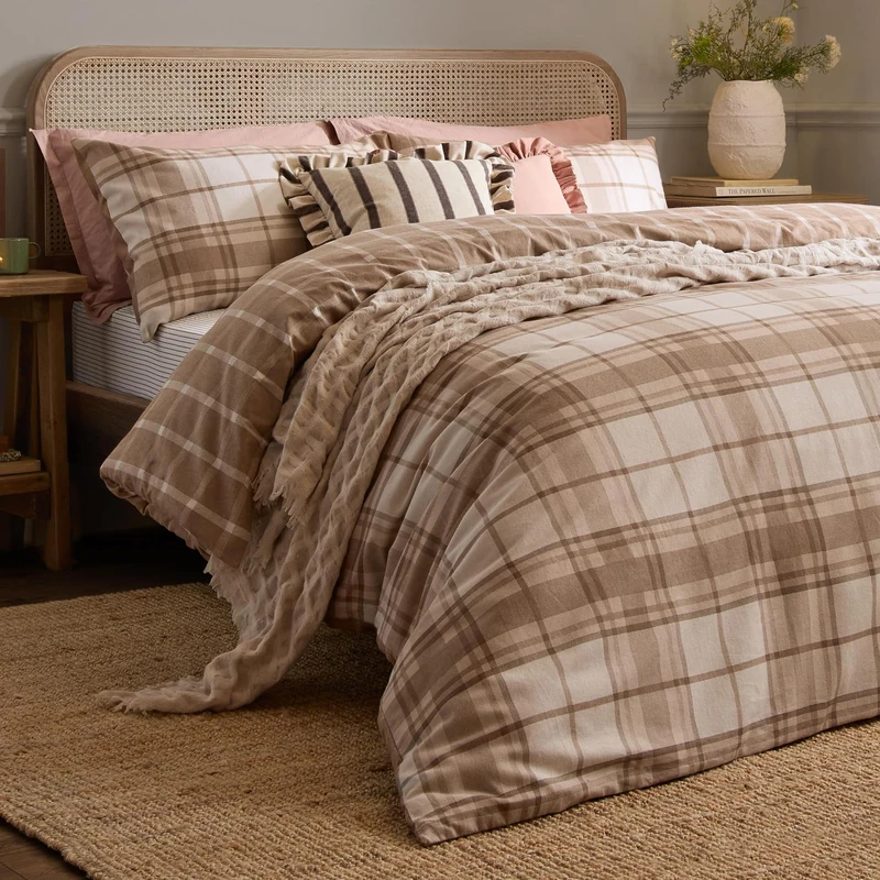 furn. Wylder Braemar Check Duvet Cover Set (Natural - Super King)