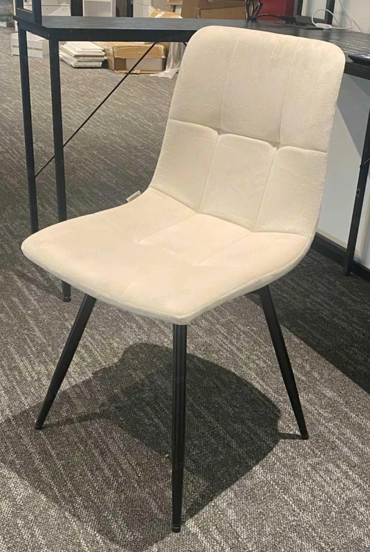 VASAGLE Swivel Dining Chairs, Velvet Ergonomic Chairs with Metal Legs, 360° Rotation, Set of 4, 43 x 52 x 83 cm, for Living Room, Office, Light Beige, Tyra Collection KDC198L102