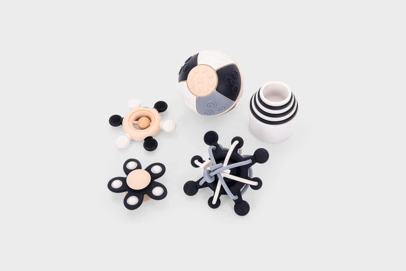 Curiosity Sensory & Teething Set FSC 100% Black & White