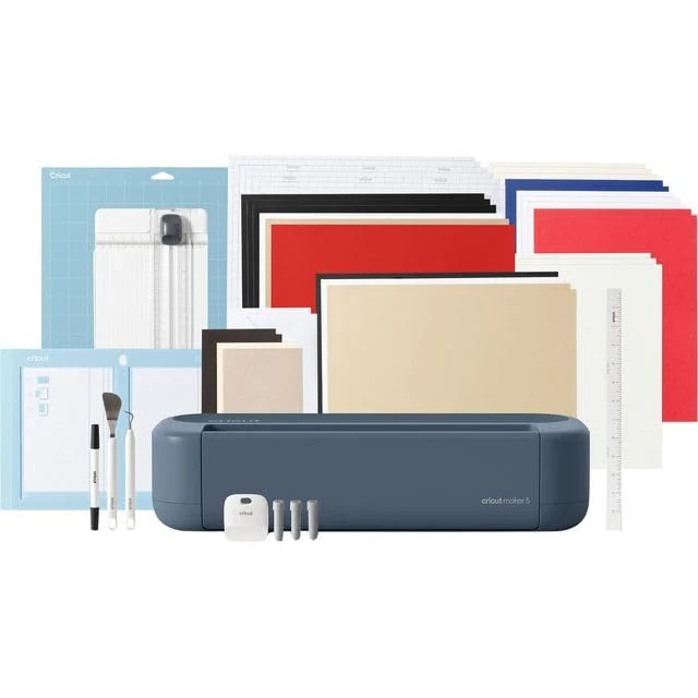 Cricut Maker™ 5 Essentials Bundle