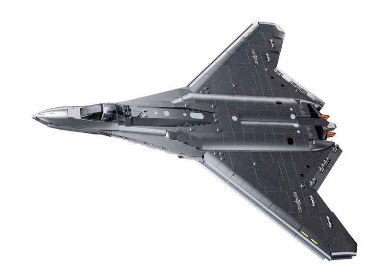 Sluban J-50S Fighter Jet Building Set 1/44 Scale 879 Pieces