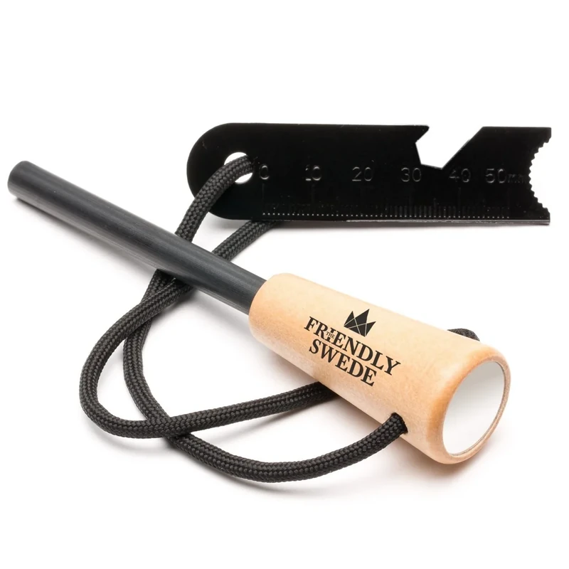 The Friendly Swede Fire Starter Feuerstarter & Flaschenöffner Easy Grip - Ideale Länge Feuerstahl mit Holzgriff Starke Funken für Camping, Outdoor, Survival (Wood Grain)