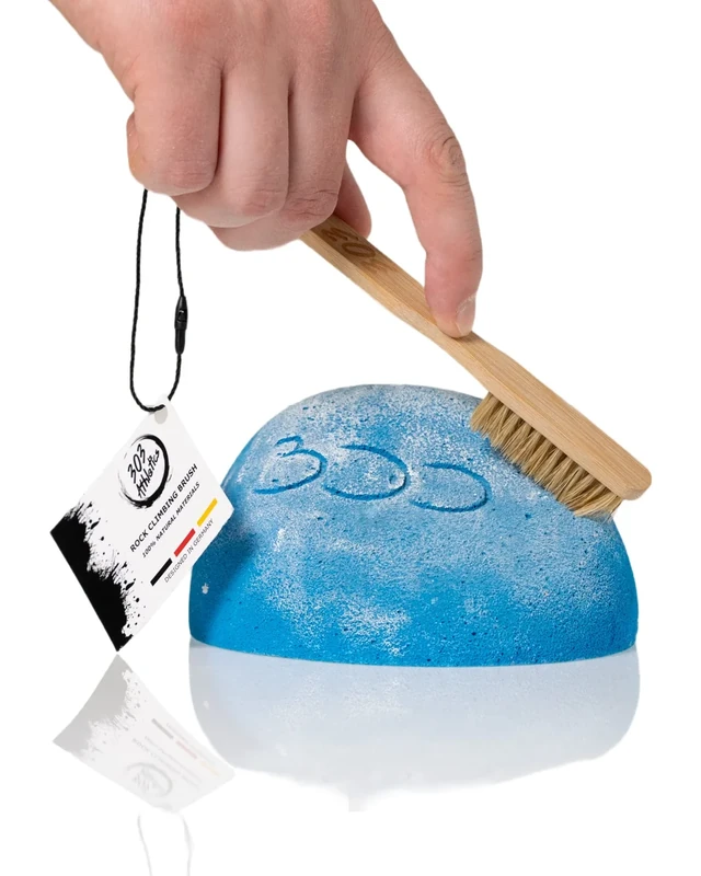 303 Athletics Climbing Brush aus Bambus mit Naturborsten – Ergonomische Boulder Brush mit extrem starker Reinigungsleistung – Kletterbürste für Chalk, Magnesia & Klettergriffe – nachhaltig & langlebig