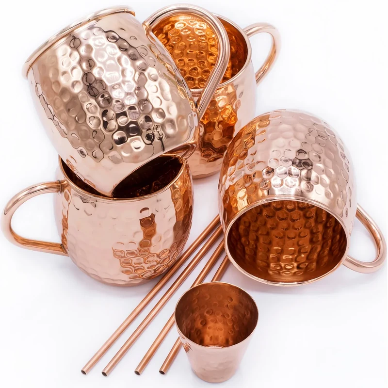 Gadgy Moscow Mule Becher Set – 4 Kupferbecher handgemacht – Cocktailbecher Set mit 4 Strohhalmen & Barmaß – 100% Kupfer – Geschenkset für Cocktail Liebhaber - Image 1