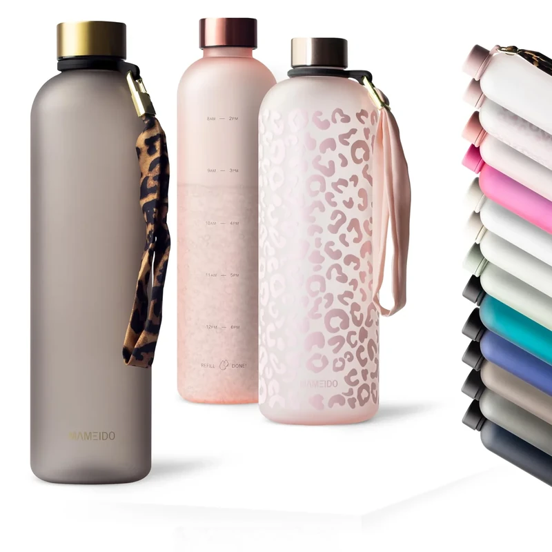 MAMEIDO Trinkflasche mit Zeitmarkierung 1 l Kohlensäure geeignet, auslaufsichere Water Bottle, Wasserflasche BPA frei für Sport, Gym & Büro (Urban Taupe Gold)