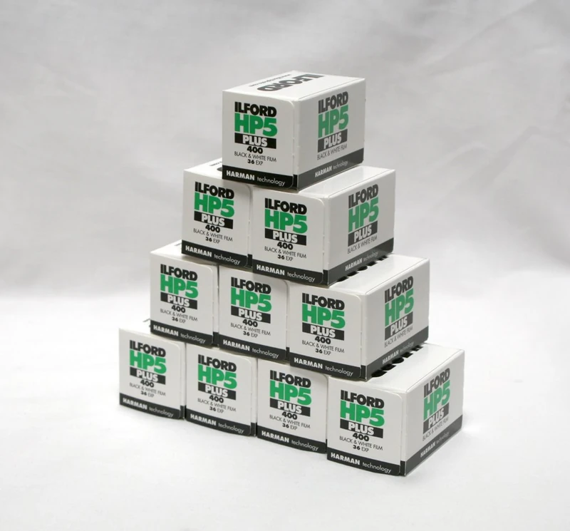Lot de 10 pellicules Ilford HP5 Plus - Noir et Blanc - 36 Poses - pour Appareil Photo